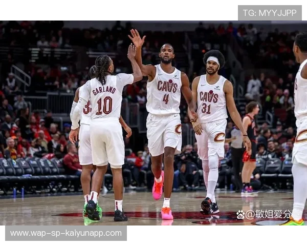 《独行侠管理层评估球队阵容，考虑引援补强》，独行侠队首发阵容